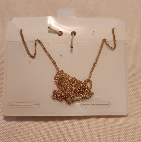 Mom Gold plated Locket with chain - Picture 6 of 6